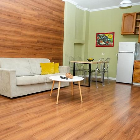 Cozy Apartment In The Heart Of Tirana ! Экстерьер фото