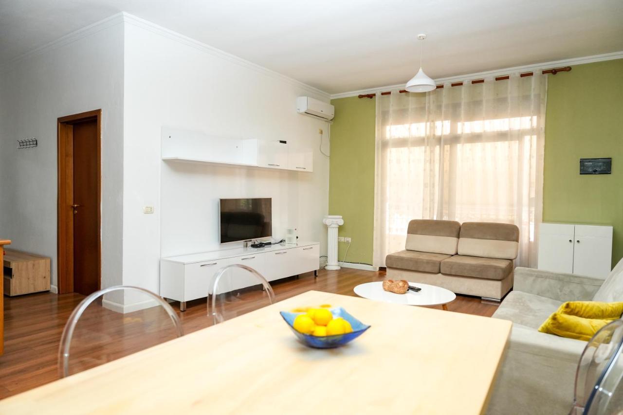 Cozy Apartment In The Heart Of Tirana ! Экстерьер фото