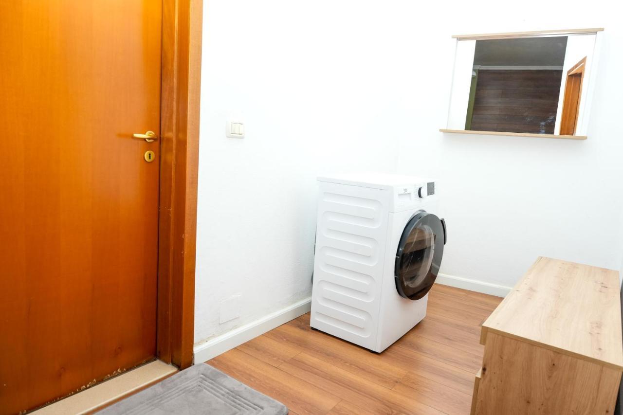 Cozy Apartment In The Heart Of Tirana ! Экстерьер фото